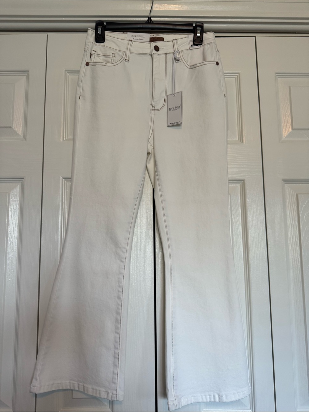 Judy Blue White Cropped Kick Flares NWT